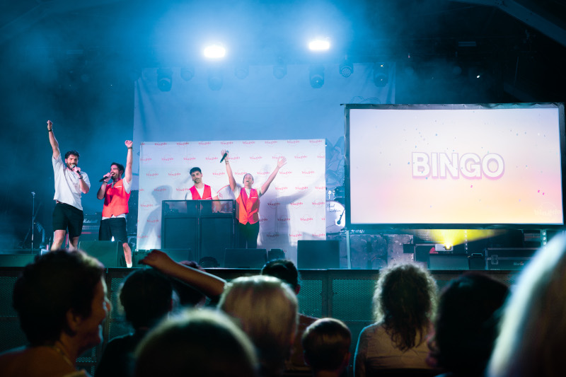 animadores en evento bingdo